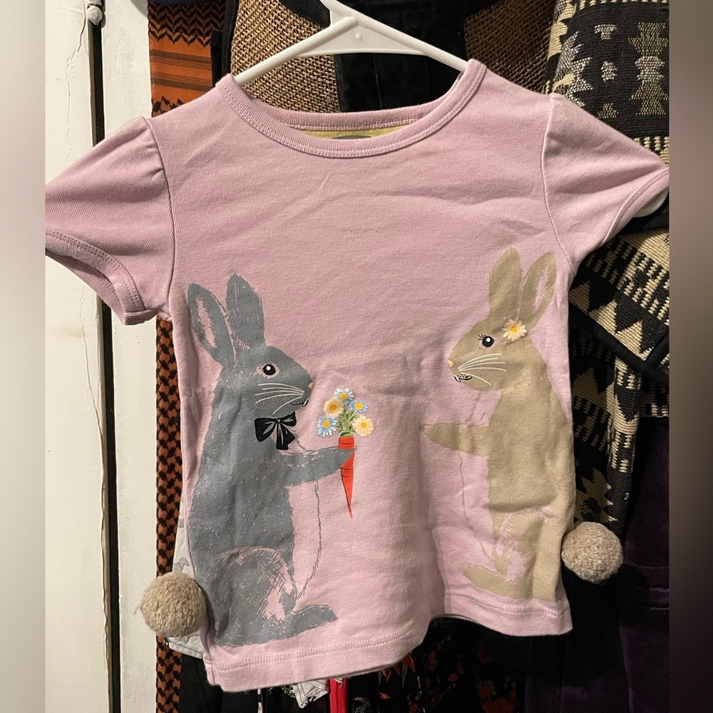 milk on the rocks nyc size 4t lavender shirt with bunnies and cute bunny tails